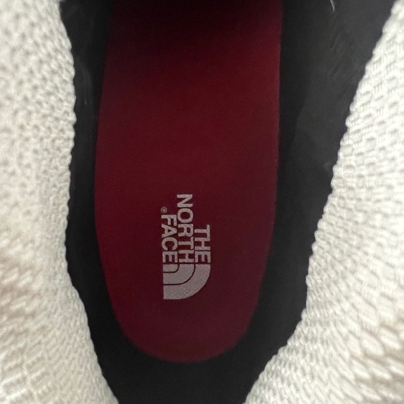 The North Face VECTIV Fastpack Mid Futurelight Hiking Boots - Women’s 8 (EU 39) - Picture 6 of 6